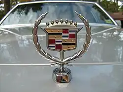 Écusson Cadillac (1989).