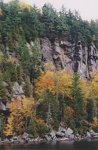 Image illustrative de l’article Lac Long (Saint-Alban)