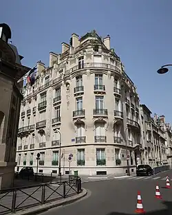 19, rue Octave-Feuillet.