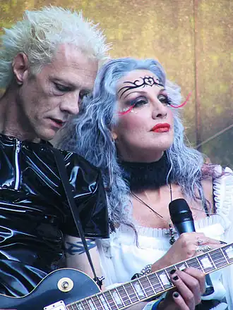 Description de cette image, également commentée ci-après