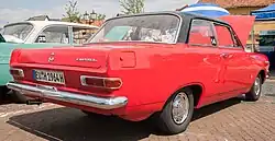 Arrière de la berline deux portes