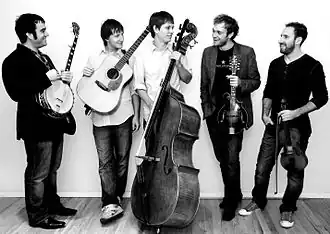 Description de l'image 2008 Punch Brothers - credit Cassandra Jenkins SMALL for website.jpg.