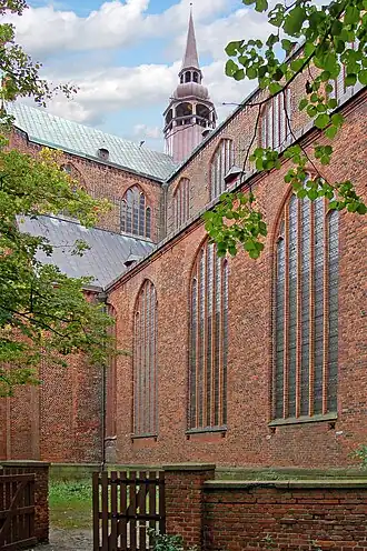 intersection nef-transept.