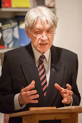 Wolfgang Kubin