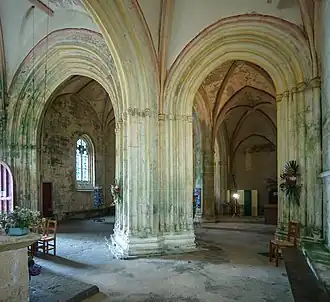 Pilier central sous le clocher.