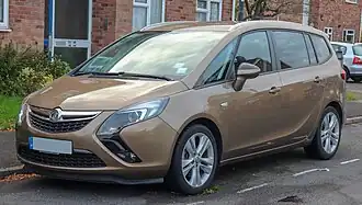 Vauxhall Zafira C phase 1
