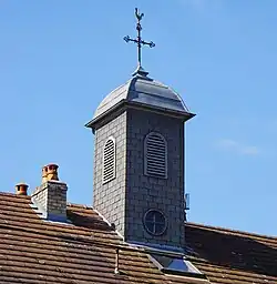 Clocher comtois de la mairie.