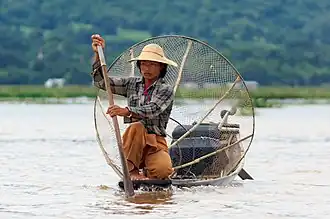 Autre pêcheur sur le lac. Aout 2016.