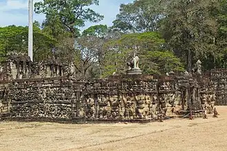 Perron et escalier Nord