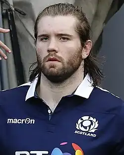 Description de l'image 2017.06.17.14.59.25-Scots running on (35461658315) (Ben Toolis cropped).jpg.