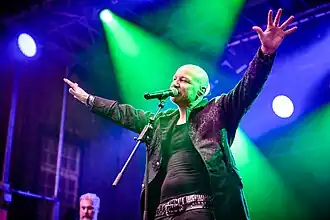 Description de cette image, également commentée ci-après