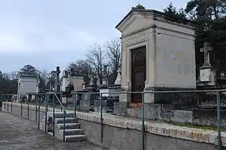 Chapelles funéraires de la division D.