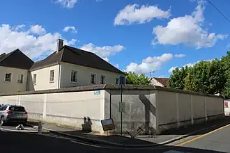 Angle des rues Marrier et d'Avon en mai 2021.