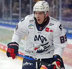 Description de l'image 2023-12-17 Eisbären Berlin gegen Adler Mannheim (Deutsche Eishockey-Liga 2023-24) by Sandro Halank–078.jpg.