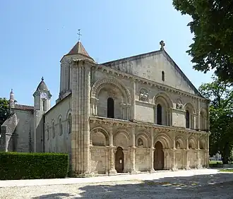 Image illustrative de l’article Église Notre-Dame de Surgères