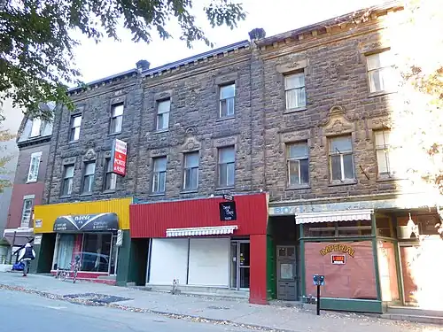 Description de l'image 2123 rue De Bleury.jpg.