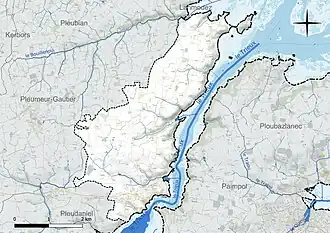 Carte en couleur présentant le réseau hydrographique de la commune