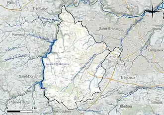 Carte en couleur présentant le réseau hydrographique de la commune