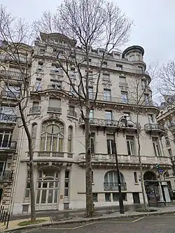 1907 : 23, avenue de Messine, 8e arrondissement.