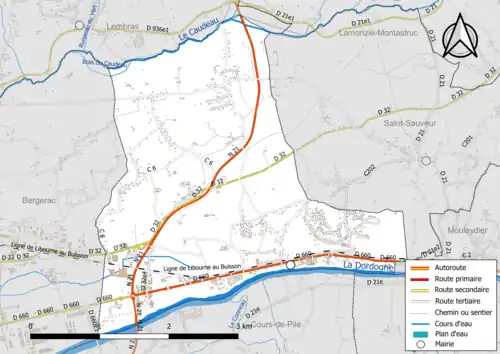 Carte en couleur présentant le réseau hydrographique de la commune