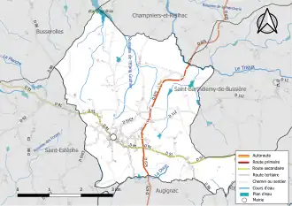 Carte en couleur présentant le réseau hydrographique de la commune