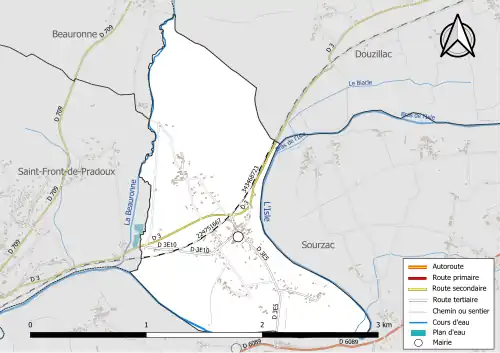 Carte en couleur présentant le réseau hydrographique de la commune