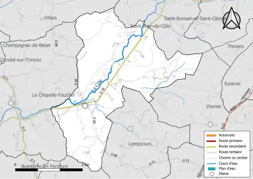 Carte en couleur présentant le réseau hydrographique de la commune