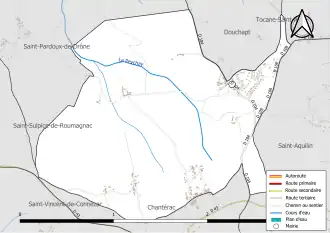 Carte en couleur présentant le réseau hydrographique de la commune