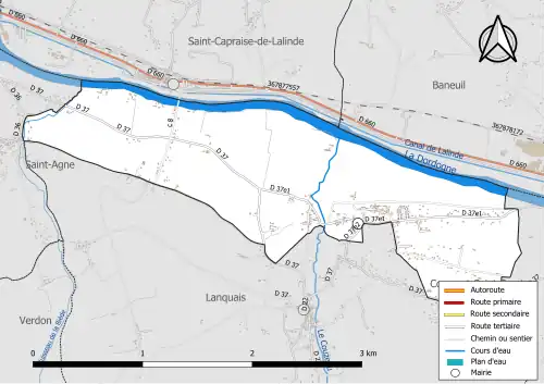 Carte en couleur présentant le réseau hydrographique de la commune