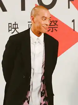 Description de cette image, également commentée ci-après