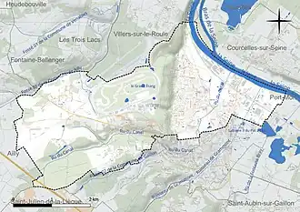 Carte en couleur présentant le réseau hydrographique de la commune
