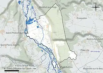 Carte en couleur présentant le réseau hydrographique de la commune