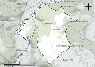 Carte en couleur présentant le réseau hydrographique de la commune