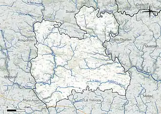Carte en couleur présentant le réseau hydrographique de la commune