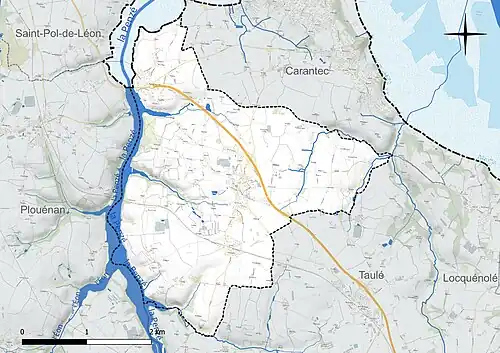 Carte en couleur présentant le réseau hydrographique de la commune