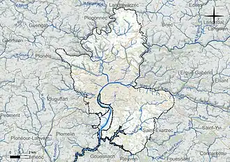 Carte en couleur présentant le réseau hydrographique de la commune