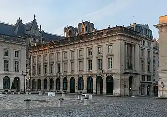 la façade actuelle sous le même angle.