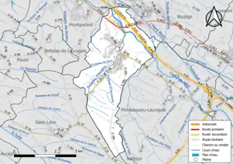 Carte en couleur présentant le réseau hydrographique de la commune