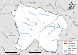 Carte en couleur présentant le réseau hydrographique de la commune