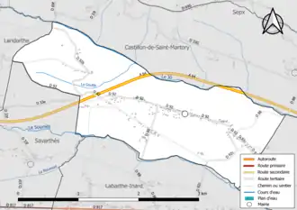 Carte en couleur présentant le réseau hydrographique de la commune
