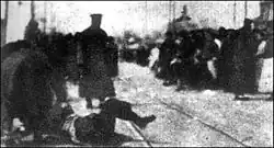 un manifestant battu par la police