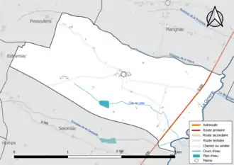 Carte en couleur présentant le réseau hydrographique de la commune