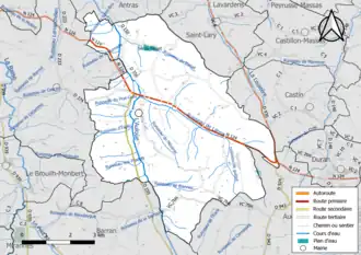 Carte en couleur présentant le réseau hydrographique de la commune