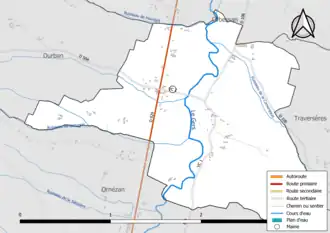 Carte en couleur présentant le réseau hydrographique de la commune