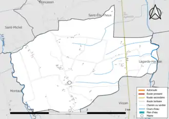 Carte en couleur présentant le réseau hydrographique de la commune
