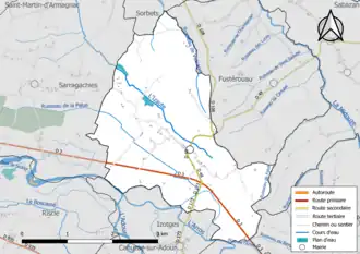 Carte en couleur présentant le réseau hydrographique de la commune