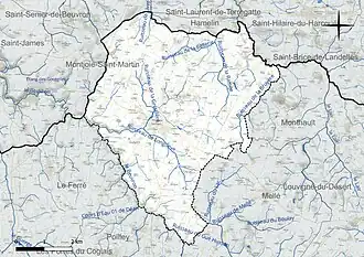 Carte en couleur présentant le réseau hydrographique de la commune