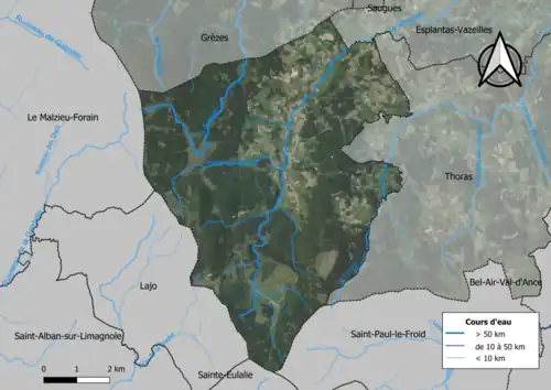 Vue aérienne du territoire communal.