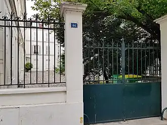 Entrée du no&nbsp;44.