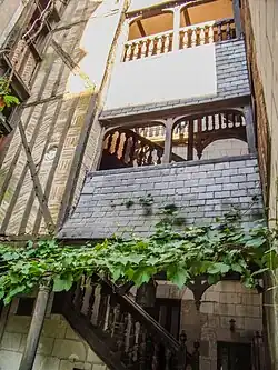 4 rue du Grand-Marché, escalier-galerie